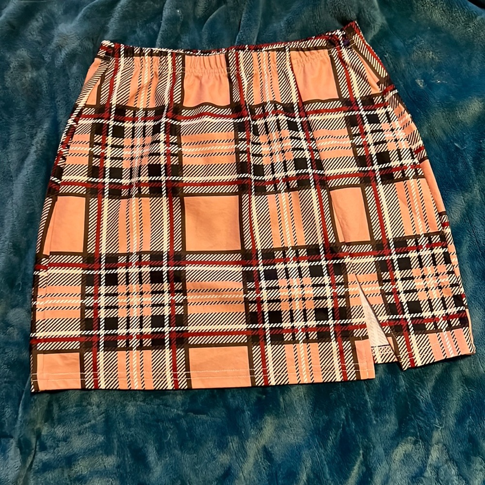 SHEIN medium, plaid mini skirt.